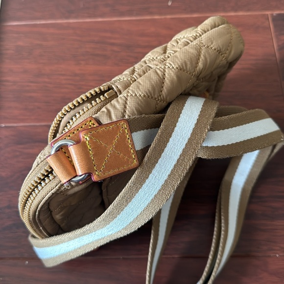 MZ Wallace Metro Crossbody - Picture 4 of 8